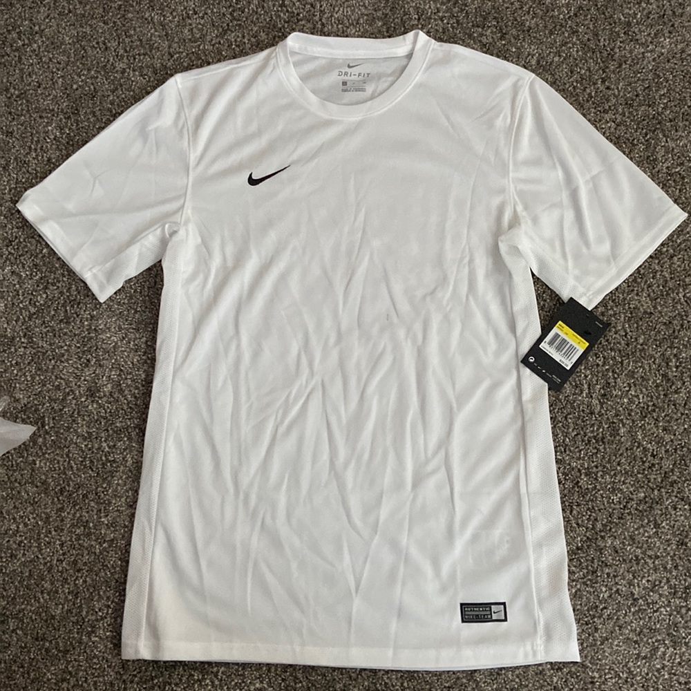 Mens Nike Dri-Fit shirt with side venting. Size Small.